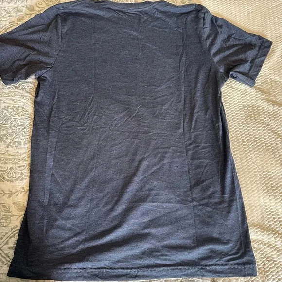 Bella + Canvas Screen Printed Tee Bookish Era Dark Blue Women's Size Large - Picture 2 of 6